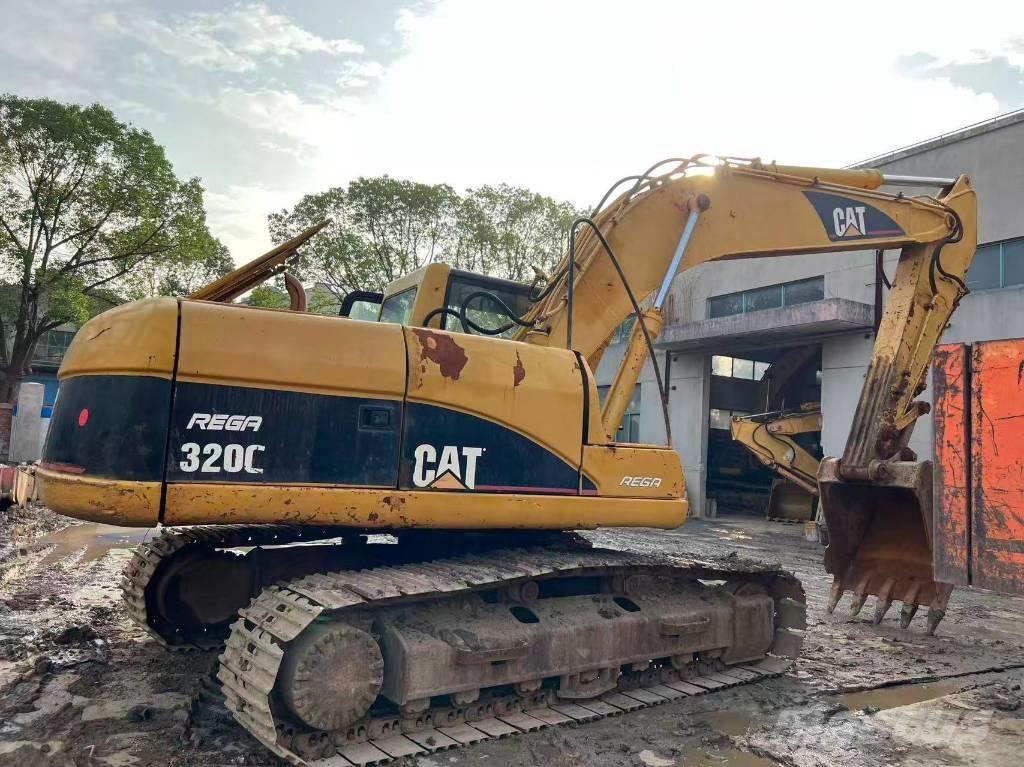 CAT 320 C L Roomikekskavaatorid