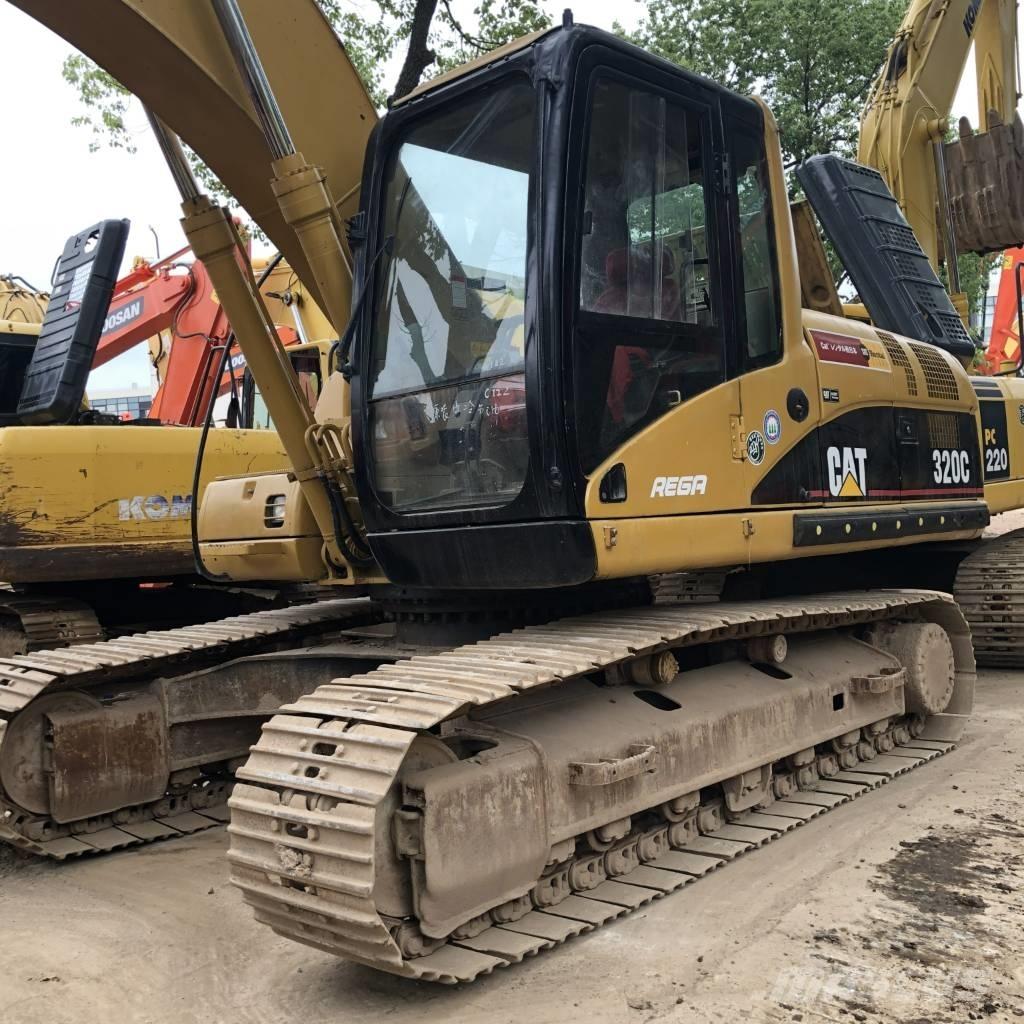 CAT 320 C Roomikekskavaatorid