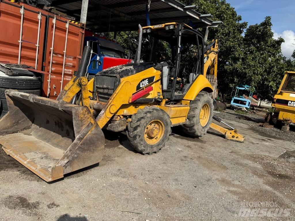 CAT 420 E Ekskavaatorlaadurid