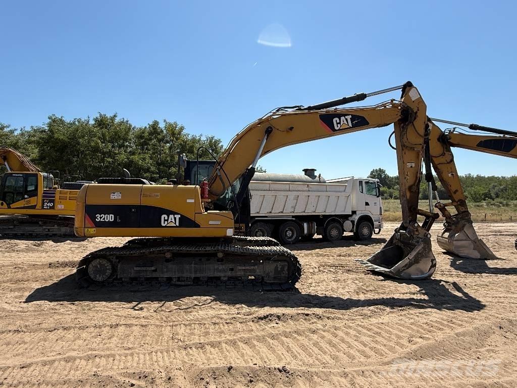 CAT 320 D Roomikekskavaatorid