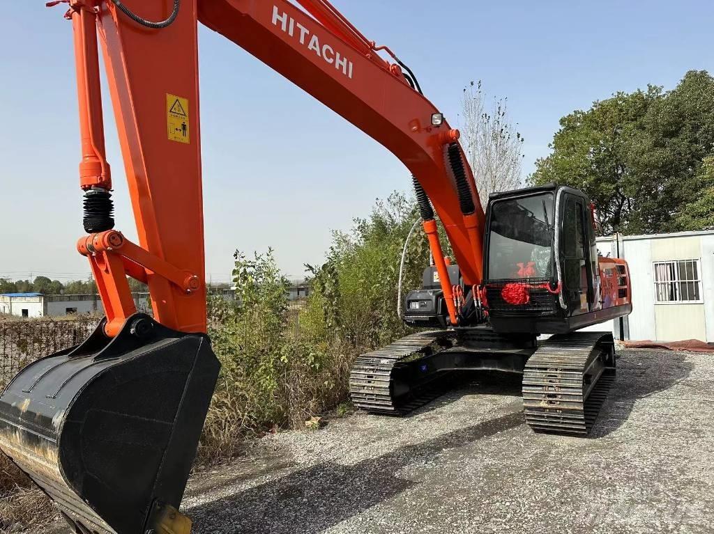 Hitachi ZX 200-6 Väikeekskavaatorid 7t-12t