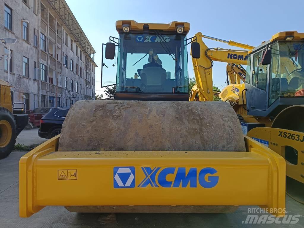 XCMG XS 223 J Ühe trumliga rullid