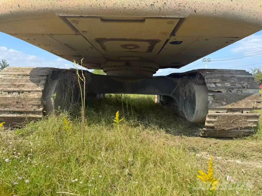 Komatsu PC 350 LC-8 Roomikekskavaatorid