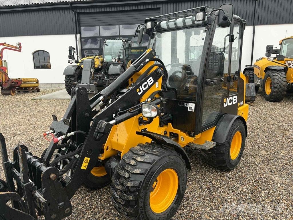 JCB 403 Rataslaadurid