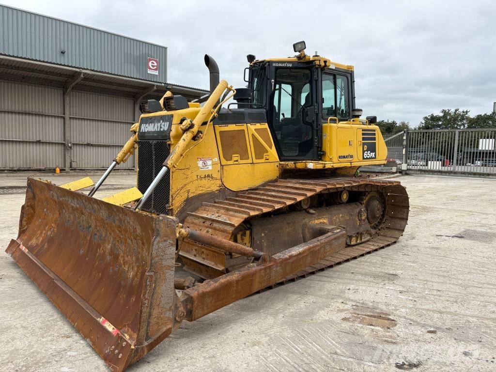 Komatsu D65PX-18 Buldooserid