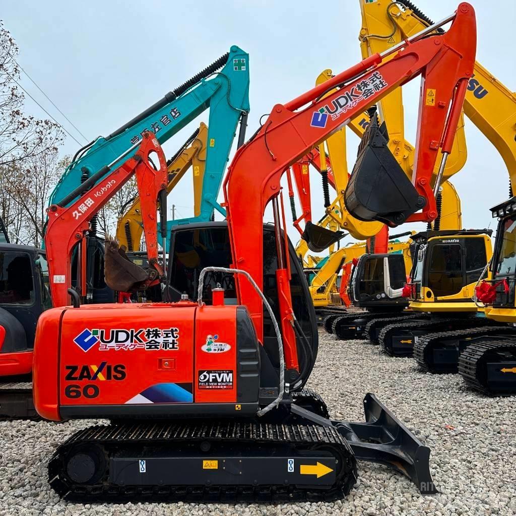 Hitachi ZX60 Miniekskavaatorid < 7 t