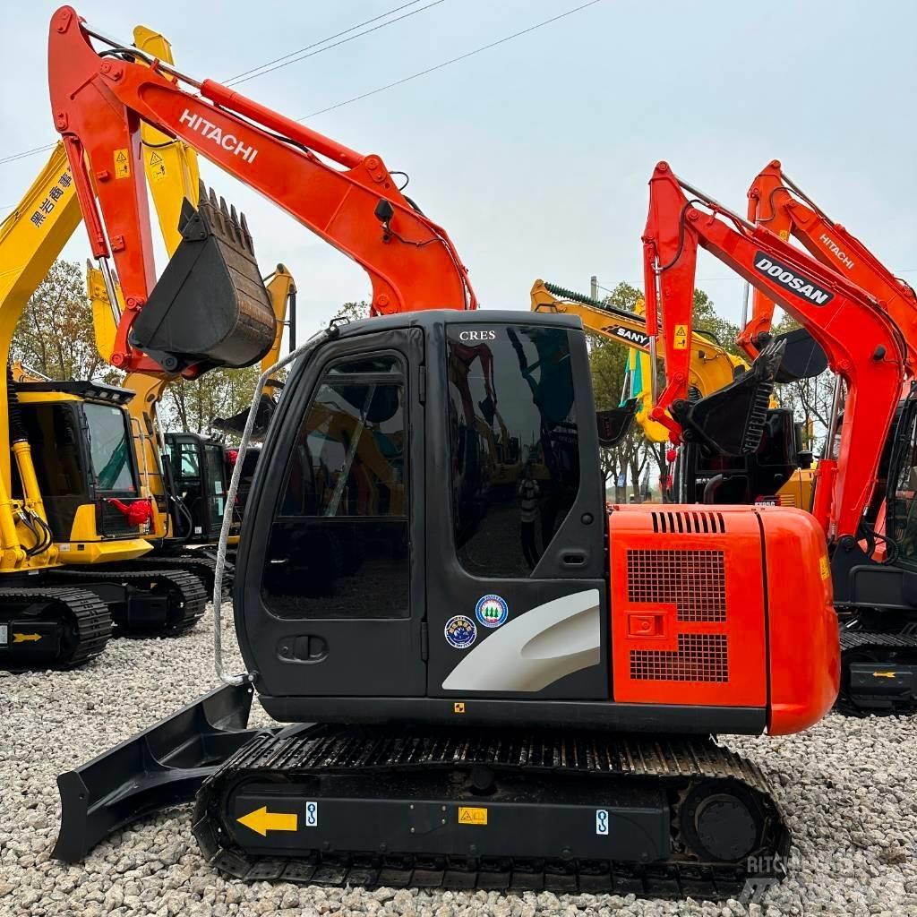 Hitachi ZX60 Miniekskavaatorid < 7 t