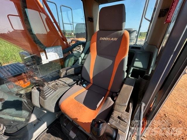 Doosan DX 350 LC-5 Roomikekskavaatorid