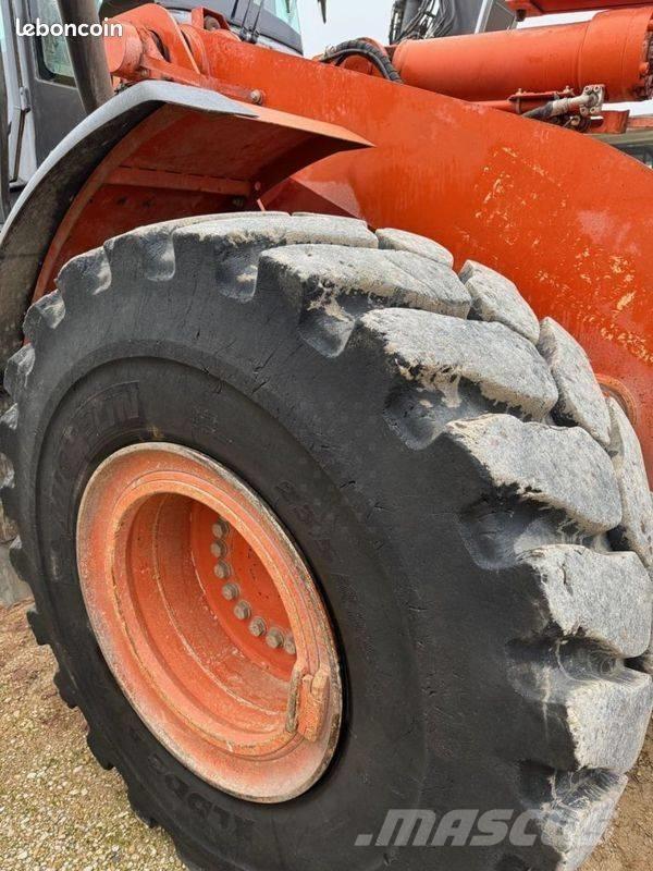 Hitachi ZW 250 Rataslaadurid