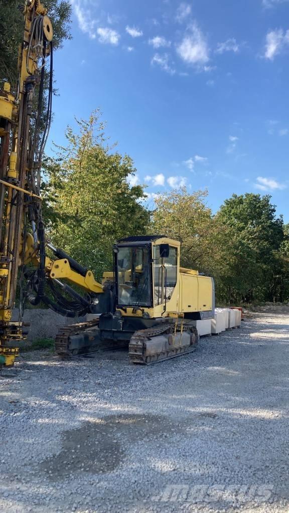 Atlas Copco F6 Vertikaalsed puurmasinad