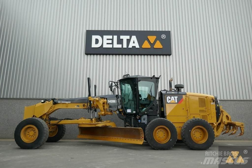 CAT 140M3 Greiderid