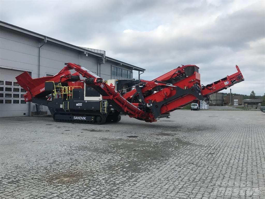 Sandvik QH 332 DDHS Iseliikuvad purustid