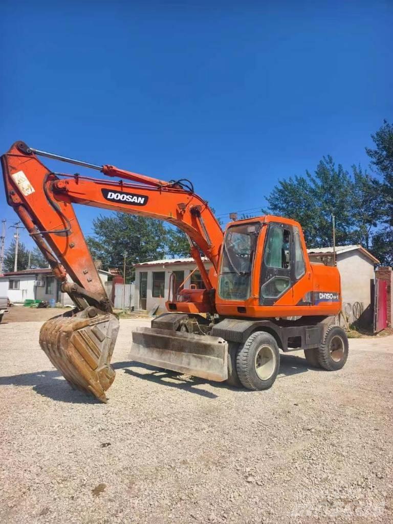 Doosan DH 150 W-7 Ratasekskavaatorid