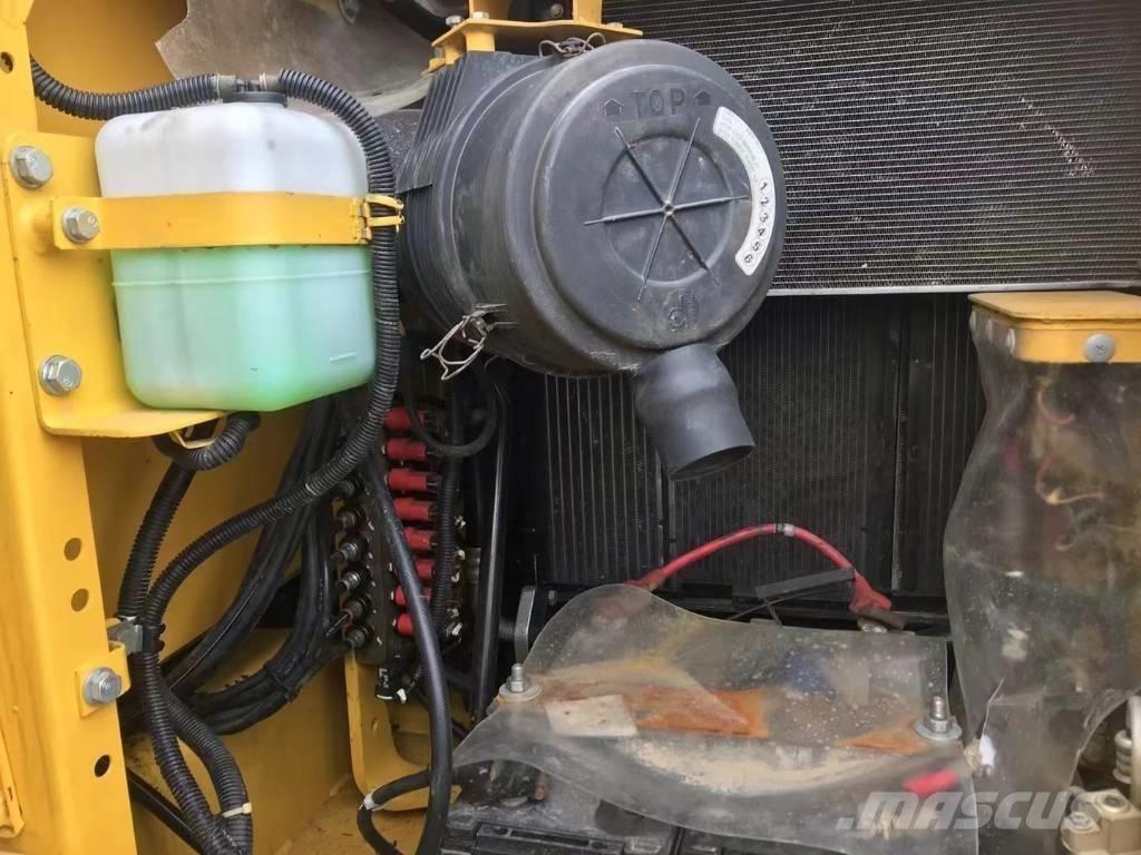 Komatsu PC 110 Roomikekskavaatorid