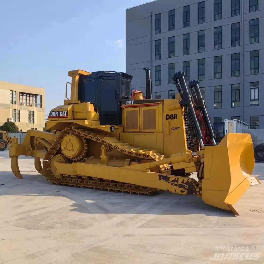 CAT D8R Buldooserid