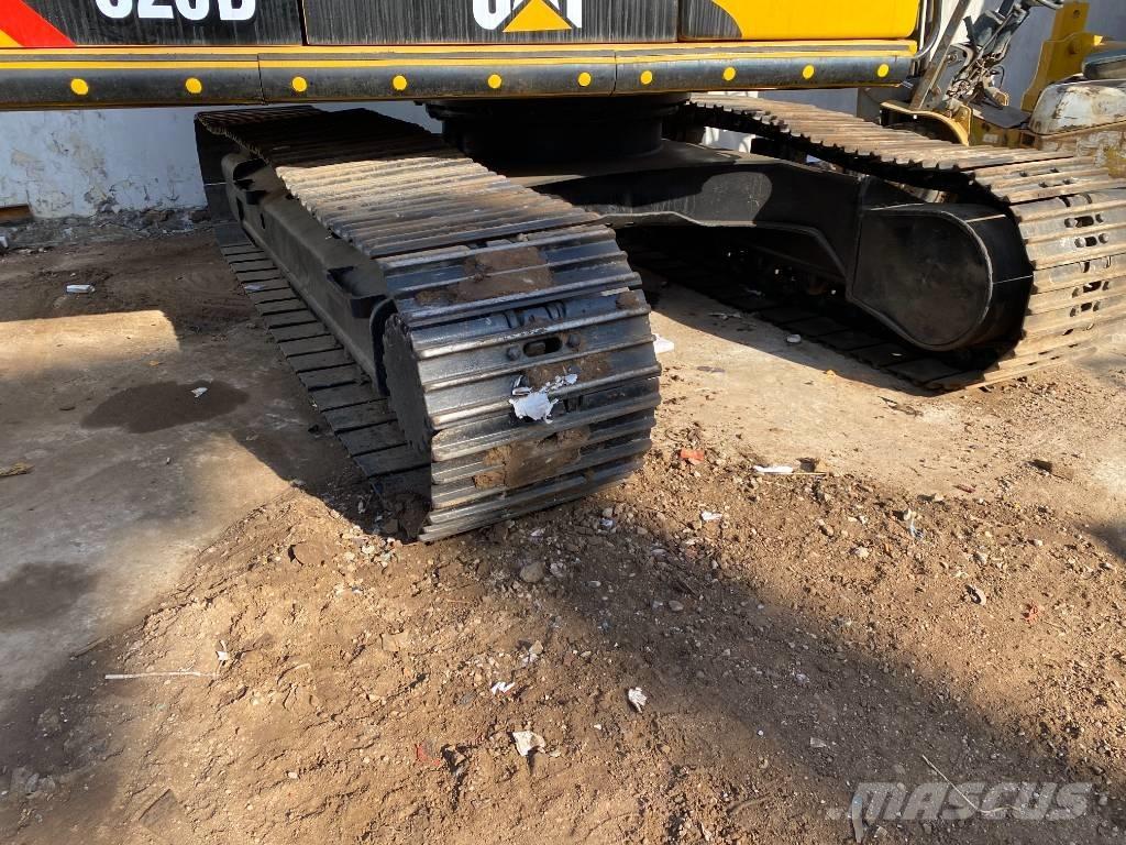 CAT 320 D Roomikekskavaatorid