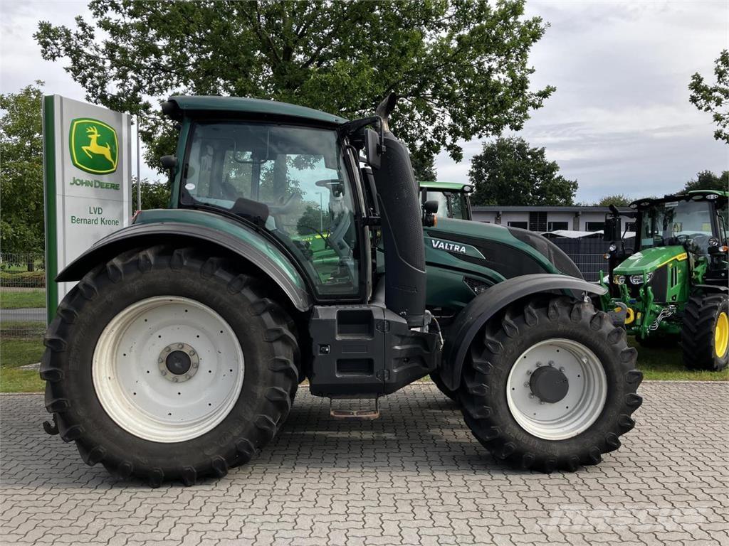 Valtra T174 Versu Traktorid