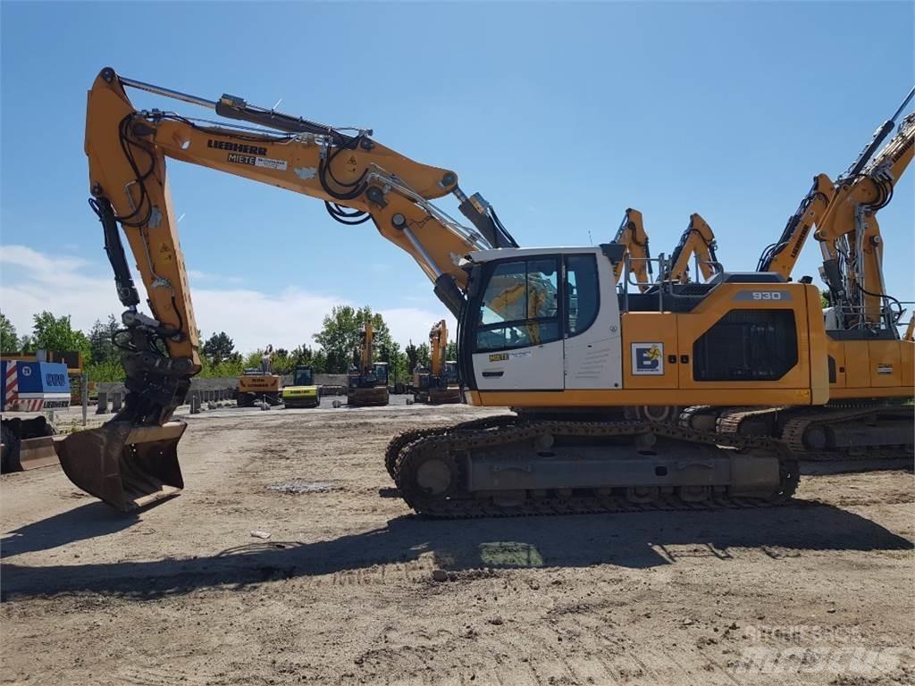 Liebherr R930 Roomikekskavaatorid