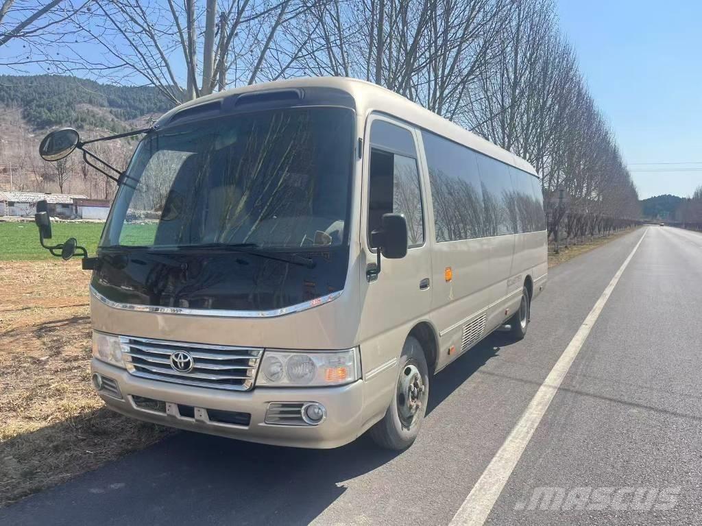Toyota Coaster Bus Väikebussid