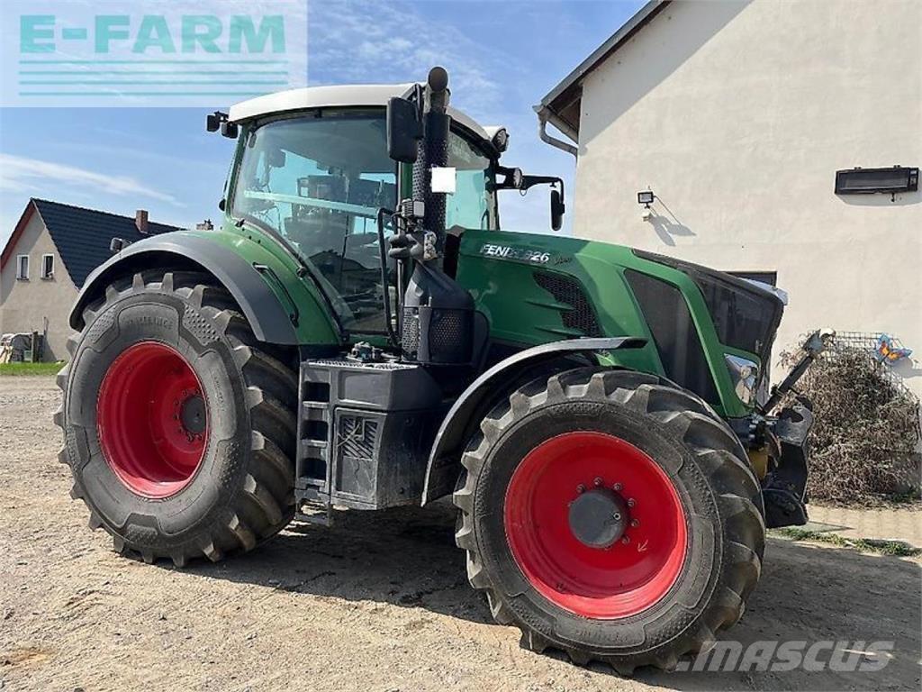 Fendt 826 vario Traktorid