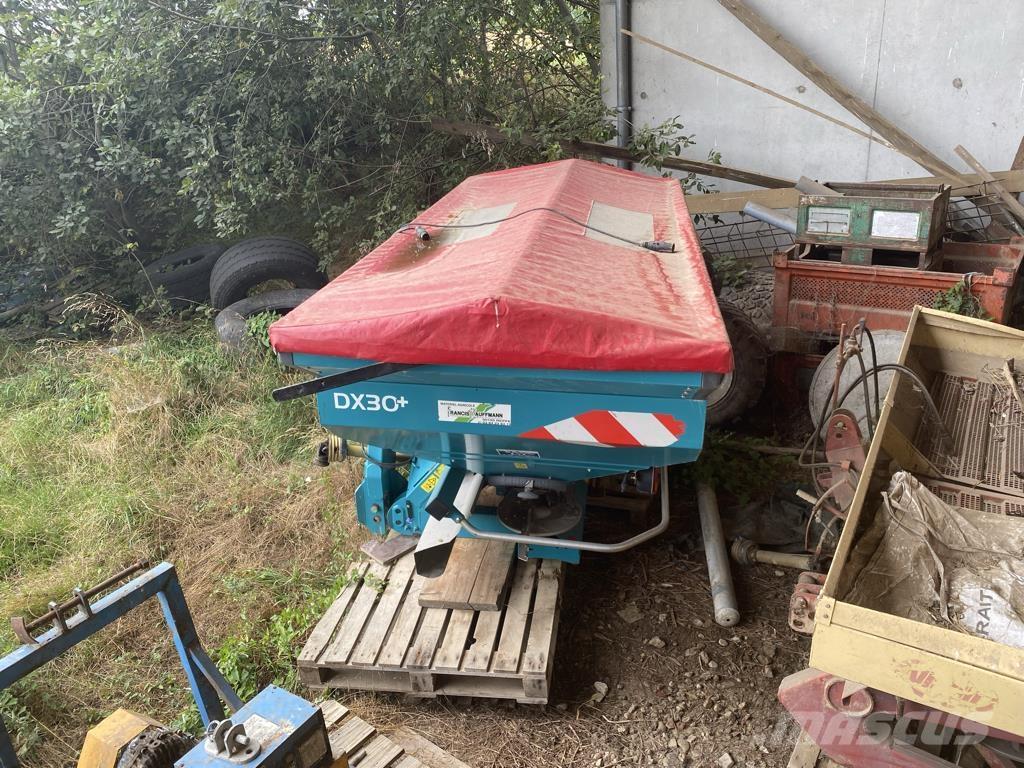 Sulky DX30+ Väetisekülvikud pihustiga