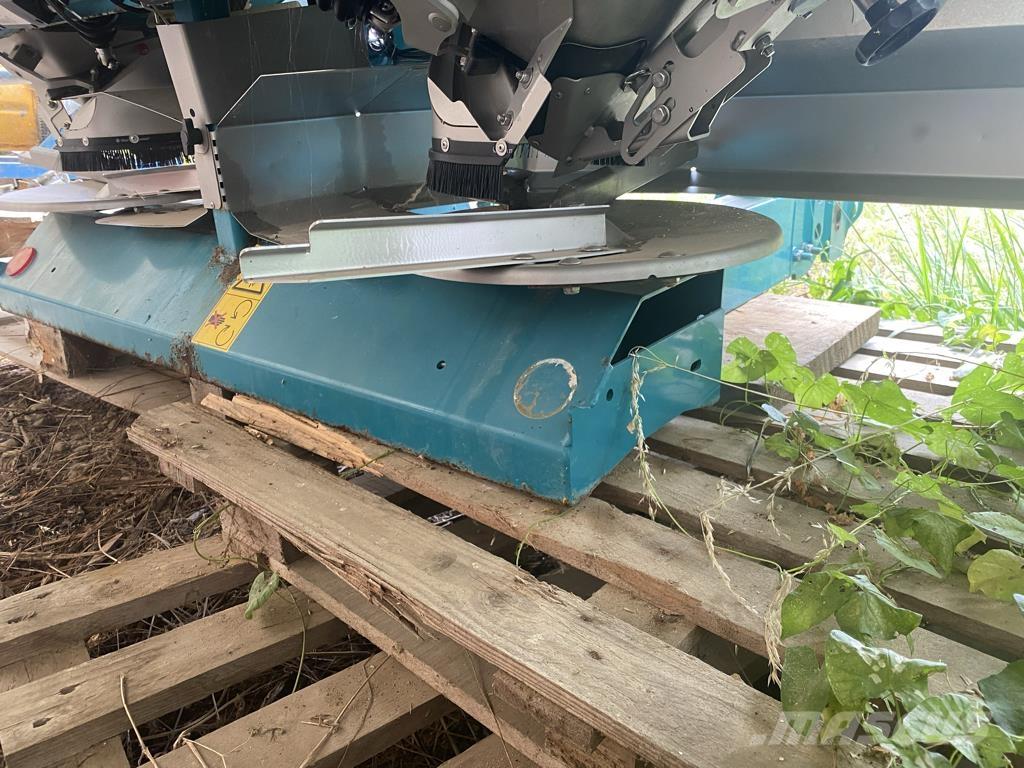 Sulky DX30+ Väetisekülvikud pihustiga