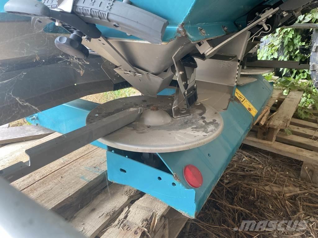 Sulky DX30+ Väetisekülvikud pihustiga