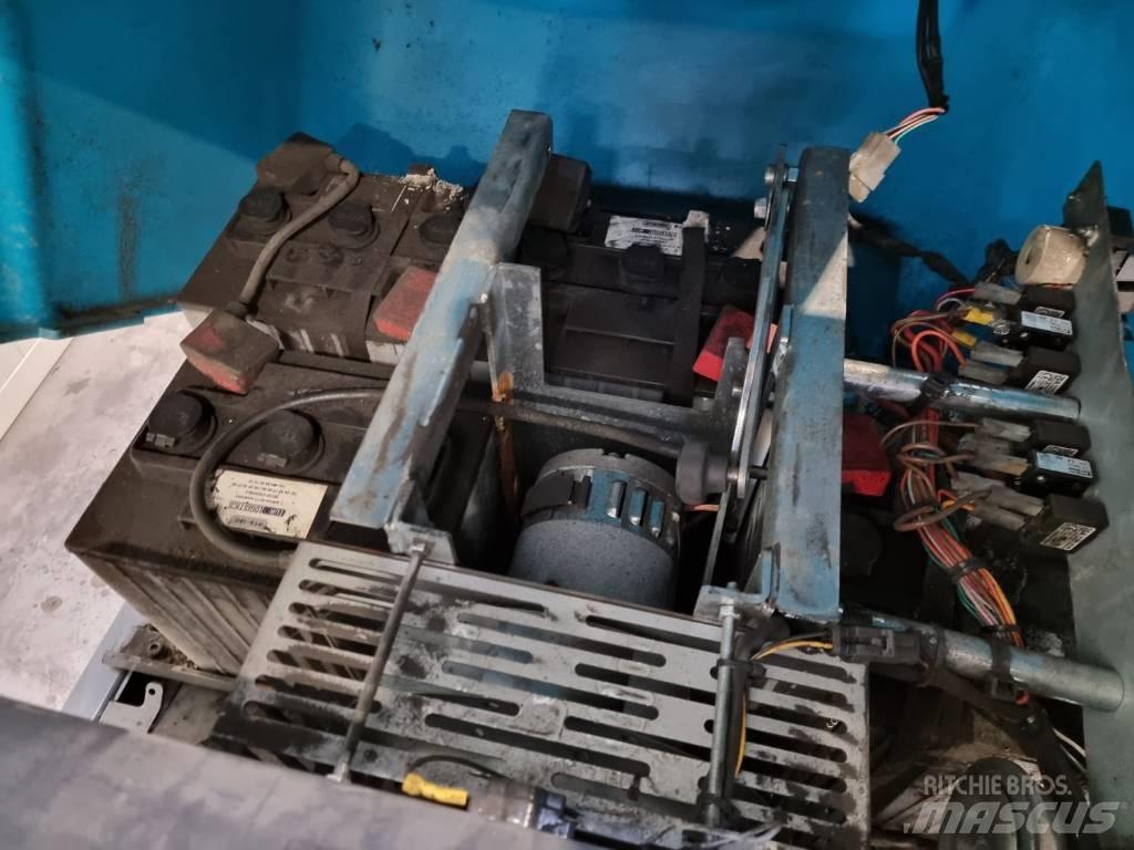 Tennant S12 Tänavapuhastusmasinad