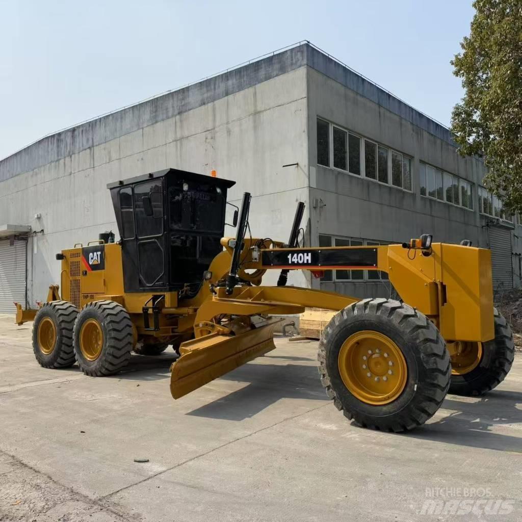 CAT 140H Greiderid
