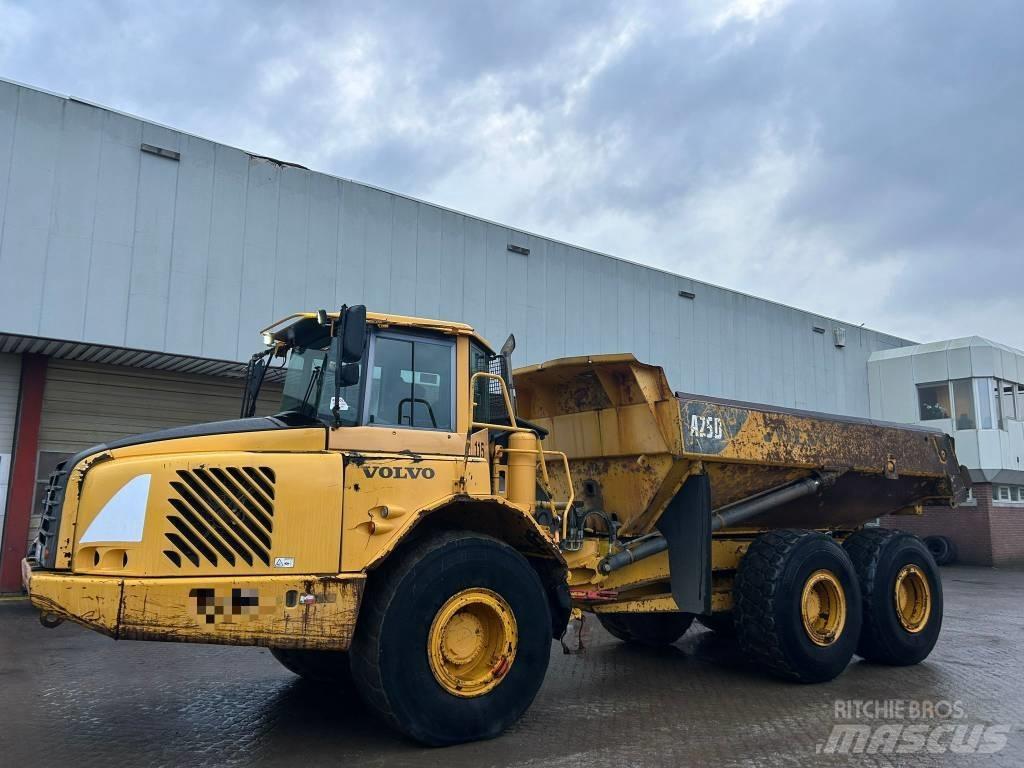 Volvo A 25 D Liigendraamiga pinnaseveokid