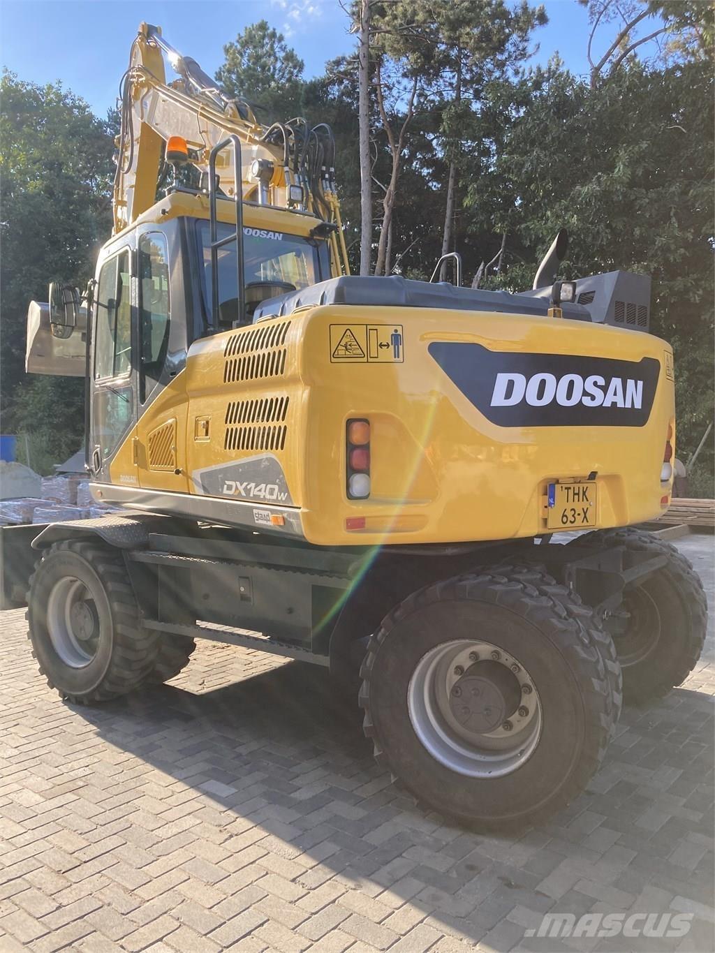 Doosan DX140W-5 Ratasekskavaatorid