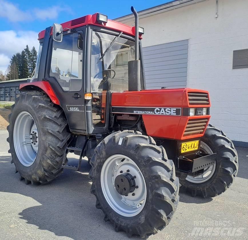 Case IH 685 XL Traktorid