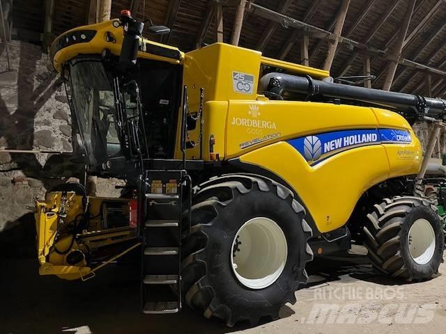 New Holland CR10.90 Teraviljakombainid