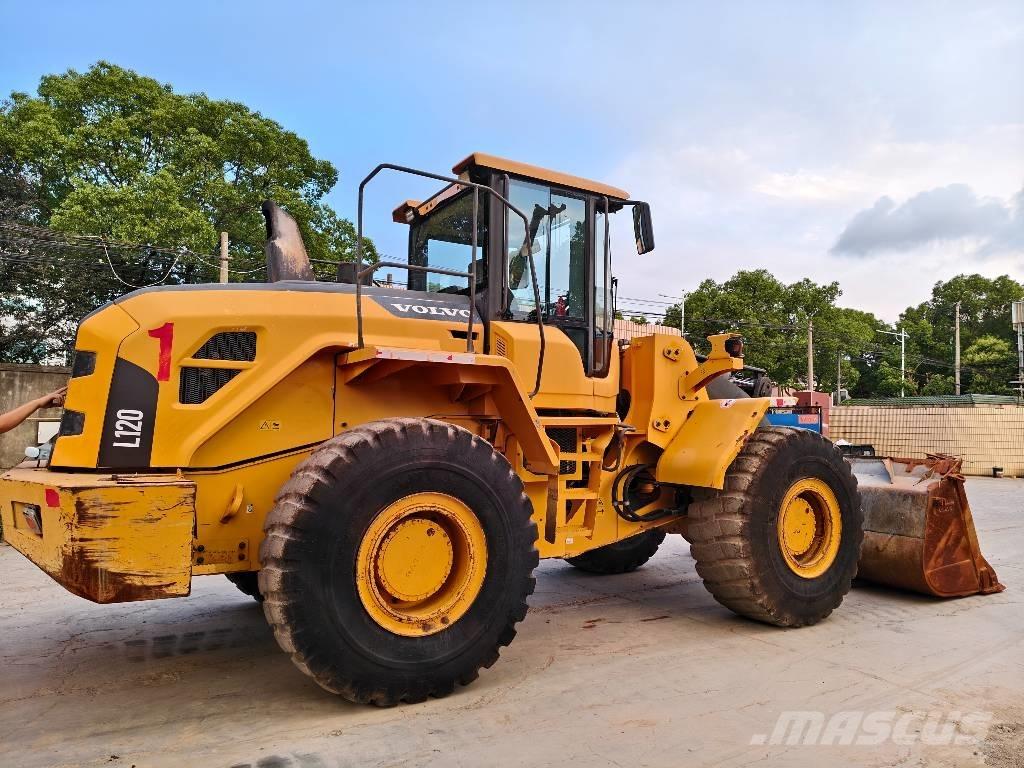 Volvo L 120 Rataslaadurid