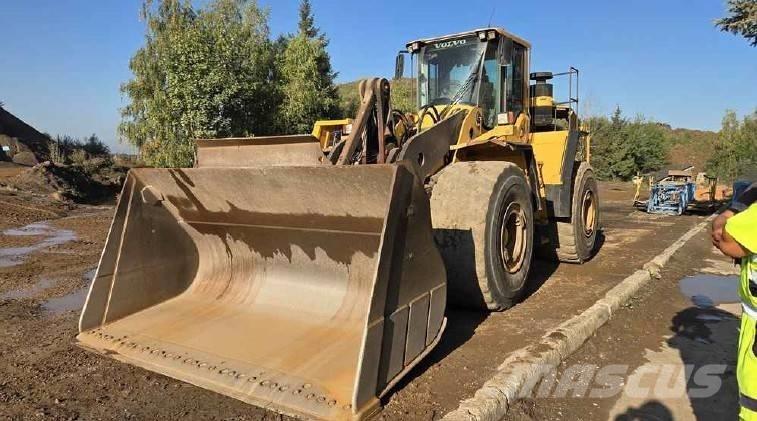 Volvo L 220 F Rataslaadurid