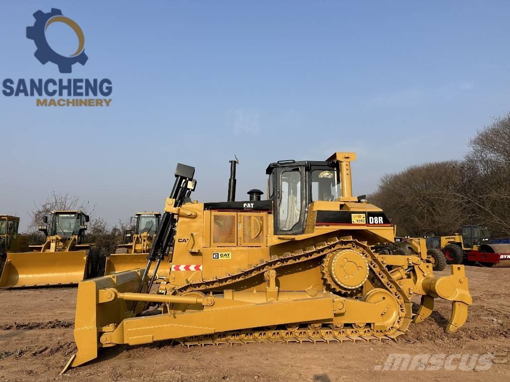 CAT D8R Buldooserid
