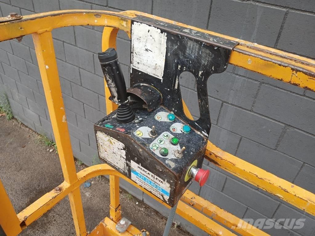 Haulotte Compact 12 Käärtõstukid