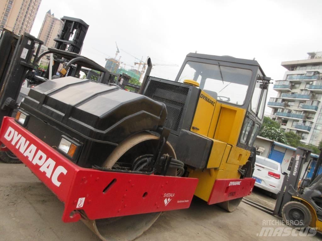 Dynapack CC421 Muud