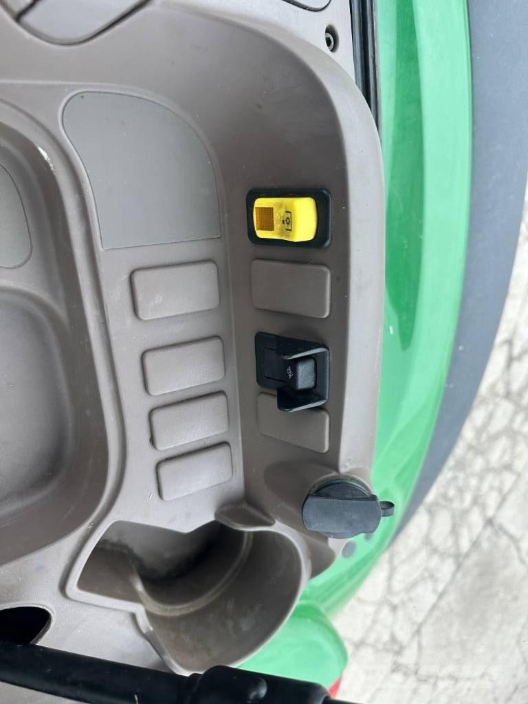 John Deere 5090 M Traktorid