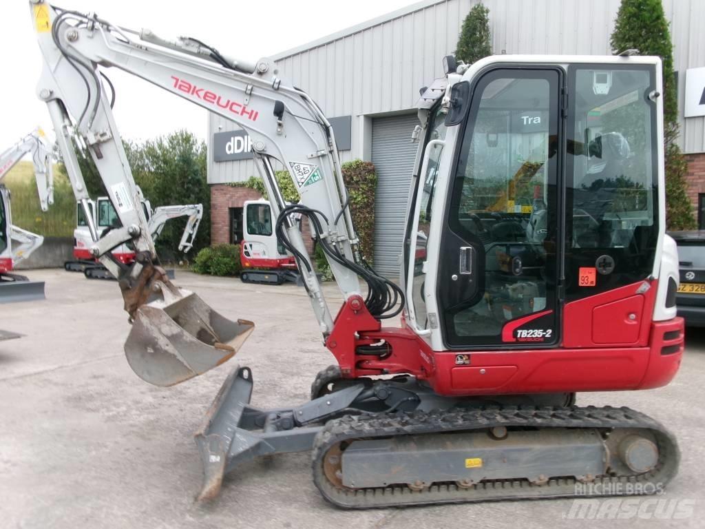 Takeuchi TB235-2 Miniekskavaatorid < 7 t