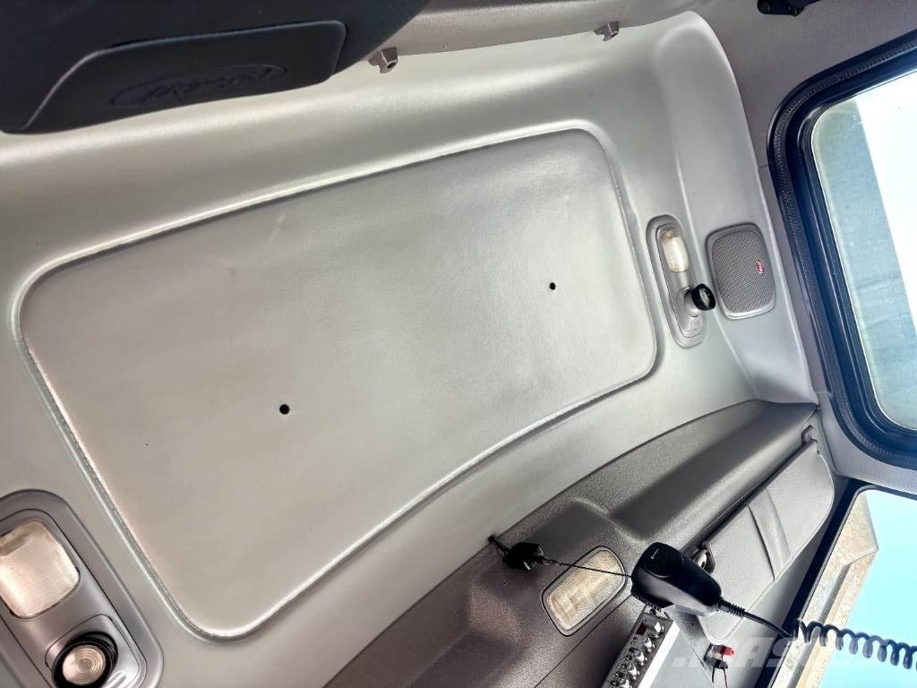 Peterbilt 367 Sadulveokid