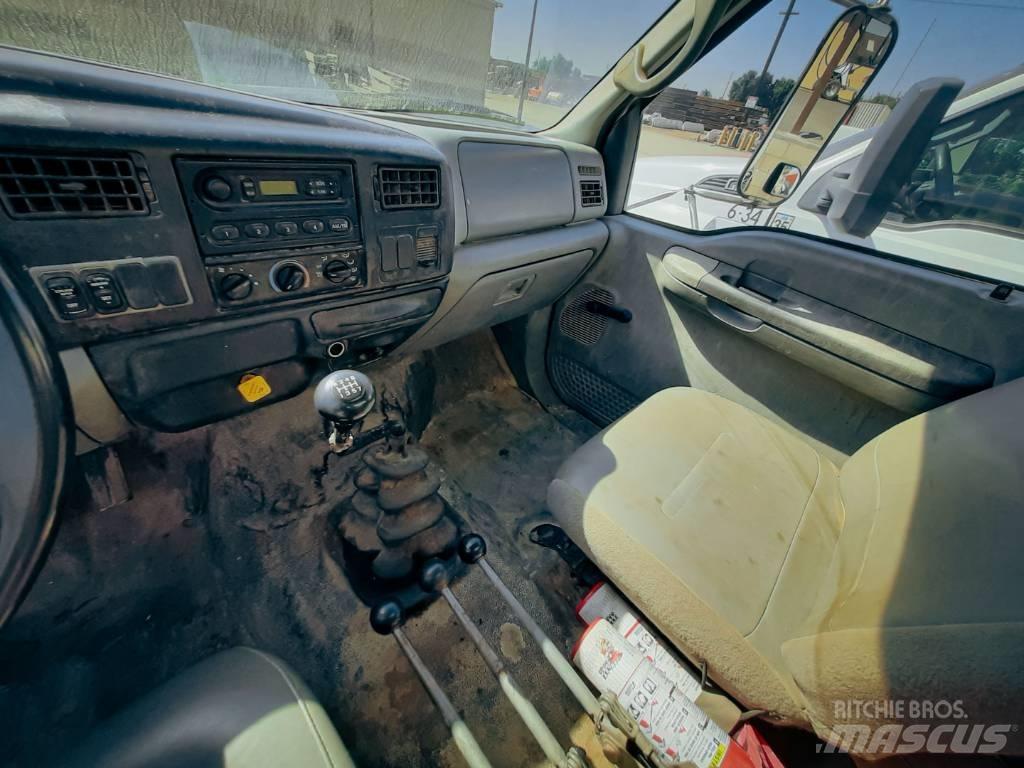 Ford F 750 XL SD Veepaagiga autod