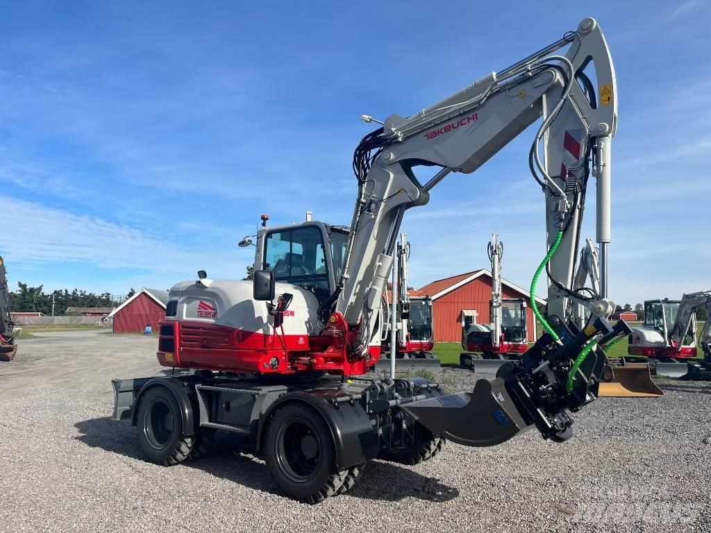 Takeuchi TB 395 W Ratasekskavaatorid
