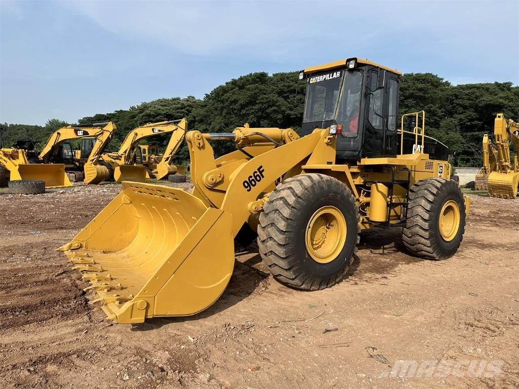 CAT 966F Rataslaadurid