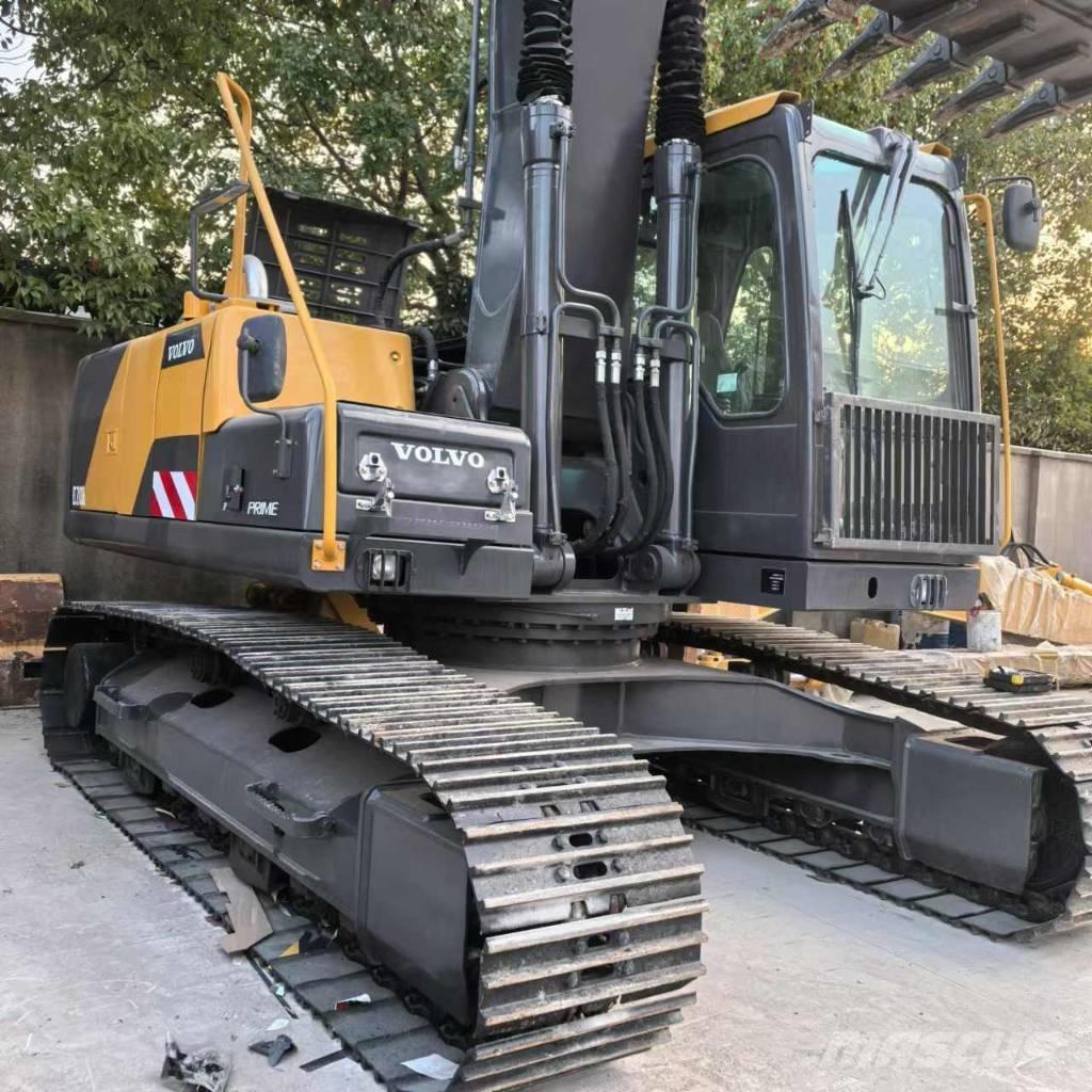 Volvo EC210D Miniekskavaatorid < 7 t