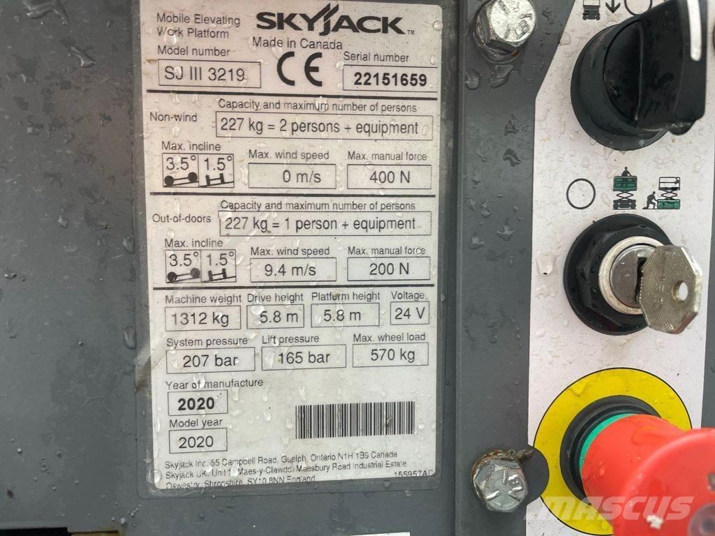 SkyJack SJ3219 Käärtõstukid