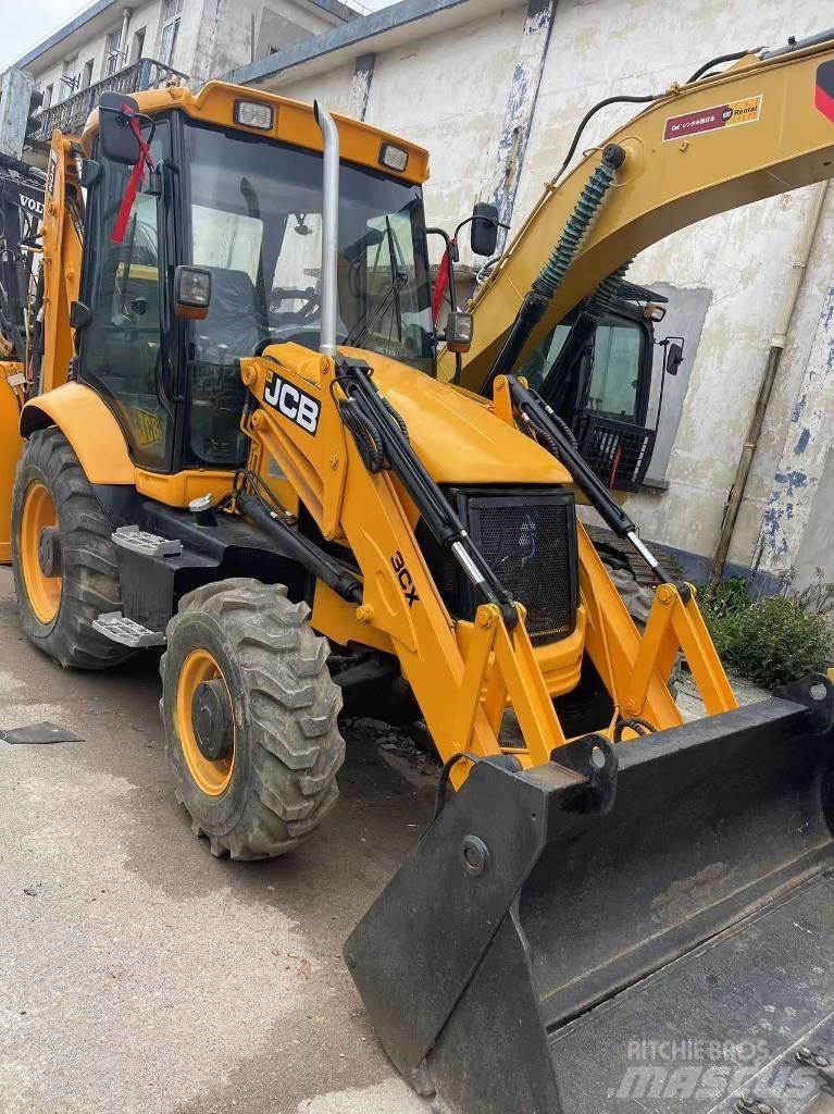 JCB 3 CX Ekskavaatorlaadurid