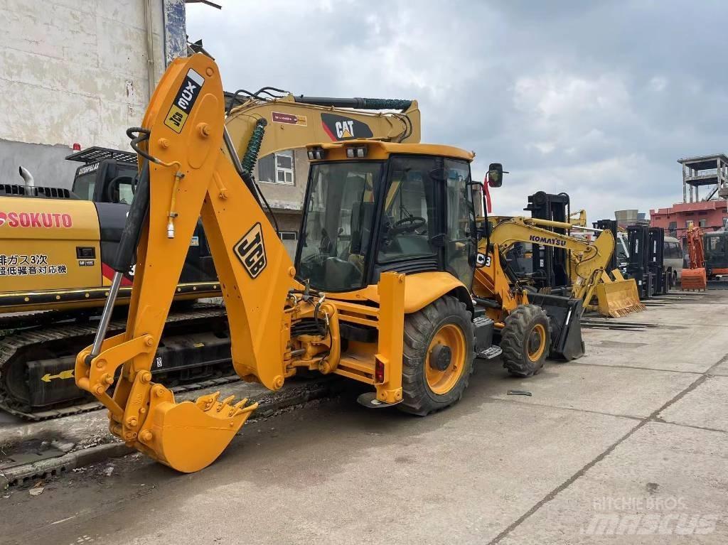 JCB 3 CX Ekskavaatorlaadurid