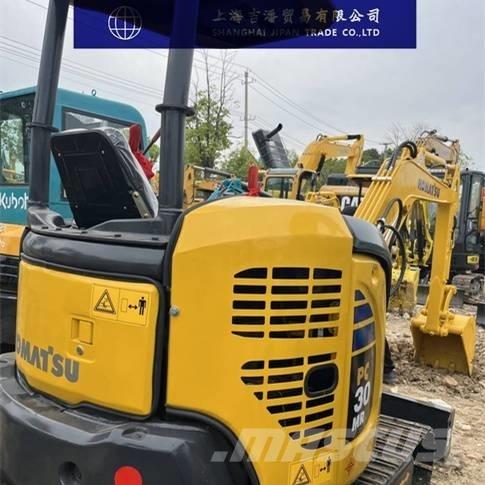Komatsu PC 30 MR Roomikekskavaatorid