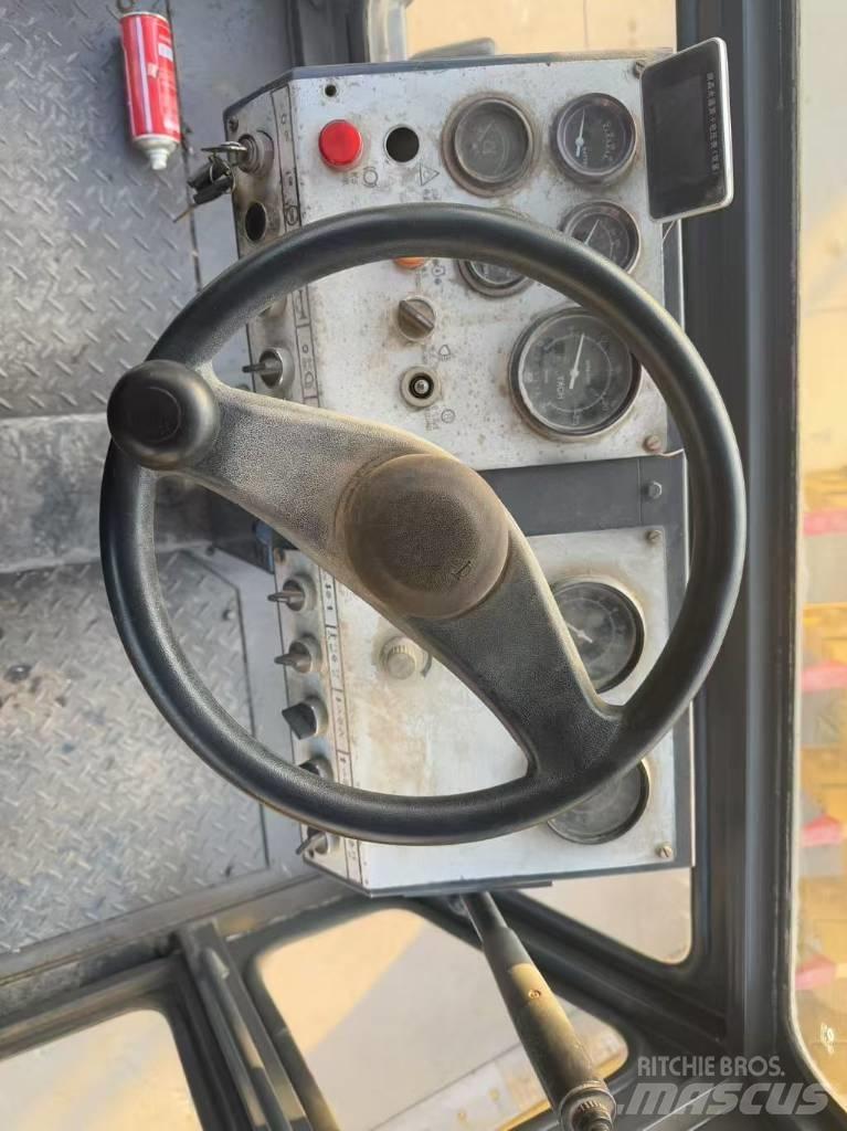 Dynapac CC 211 Tandemrullid